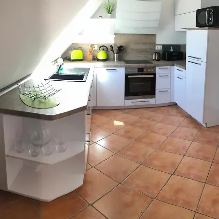 Apartment Haus Hugo